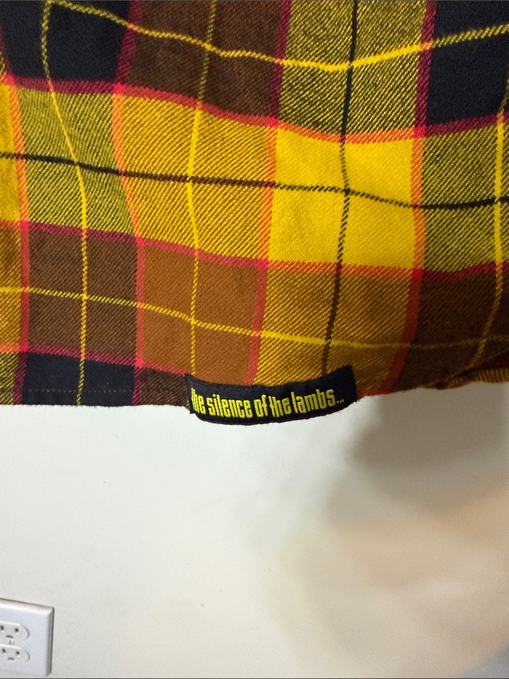 Middle of Beyond Silence of the Lambs Plaid Flannel Shirt - Picture 5 of 6